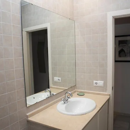 Apartamento 180 Ideal Apartamento Con Patio San Bernardo 2 Sevilla