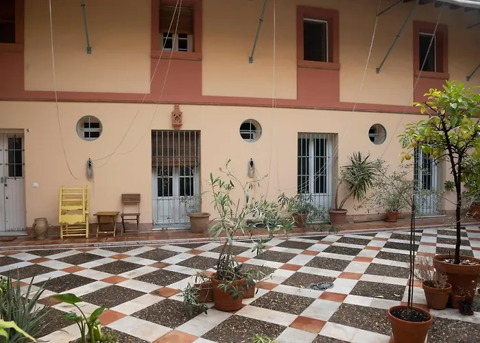 180 Ideal Apartamento Con Patio San Bernardo 2 Σεβίλλη